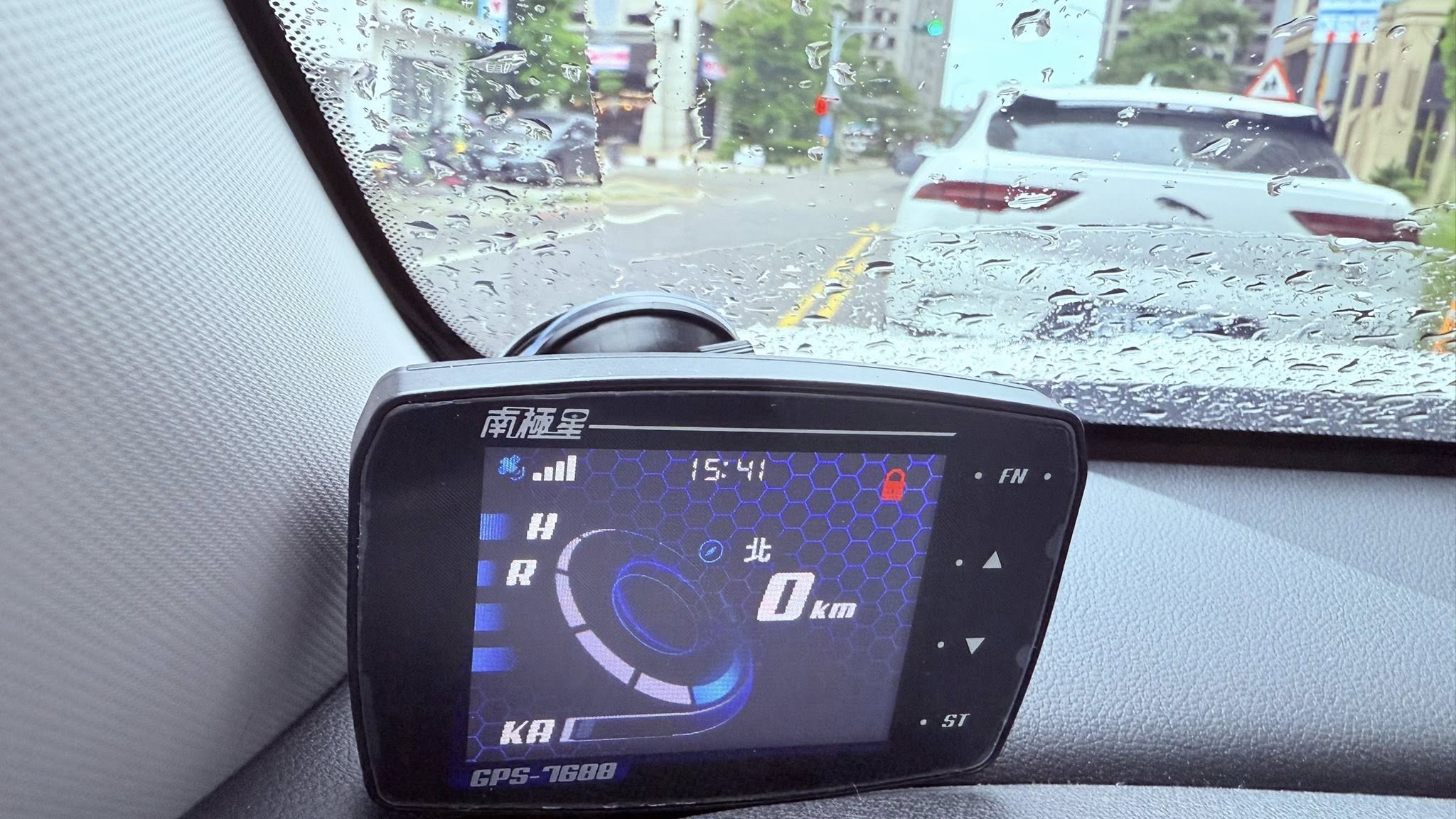 新勝汽車音響百貨隔熱紙-苗栗頭份汽車音響-中華汽車音響